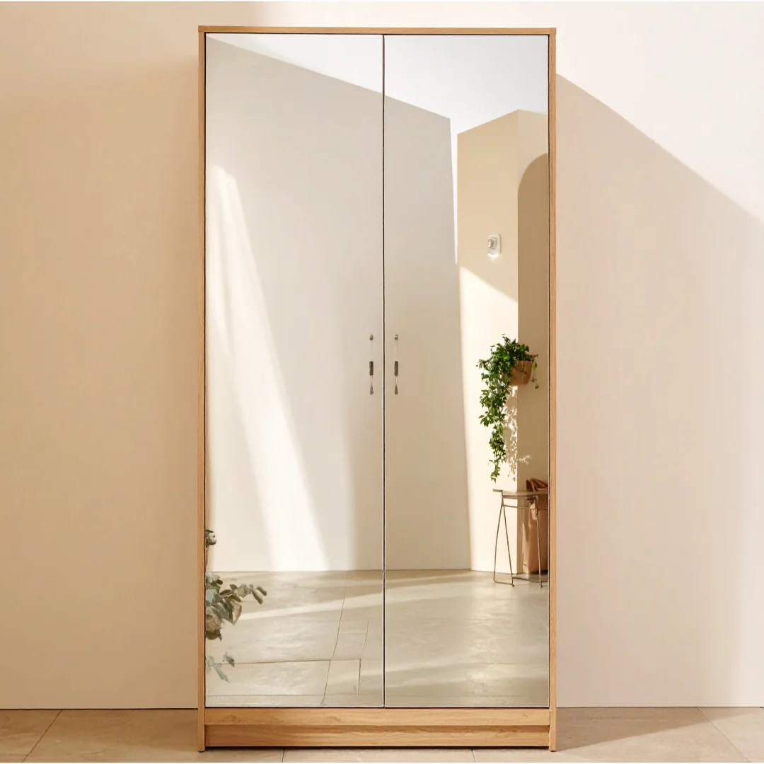 Wardrobe – 2-door with mirror on rent