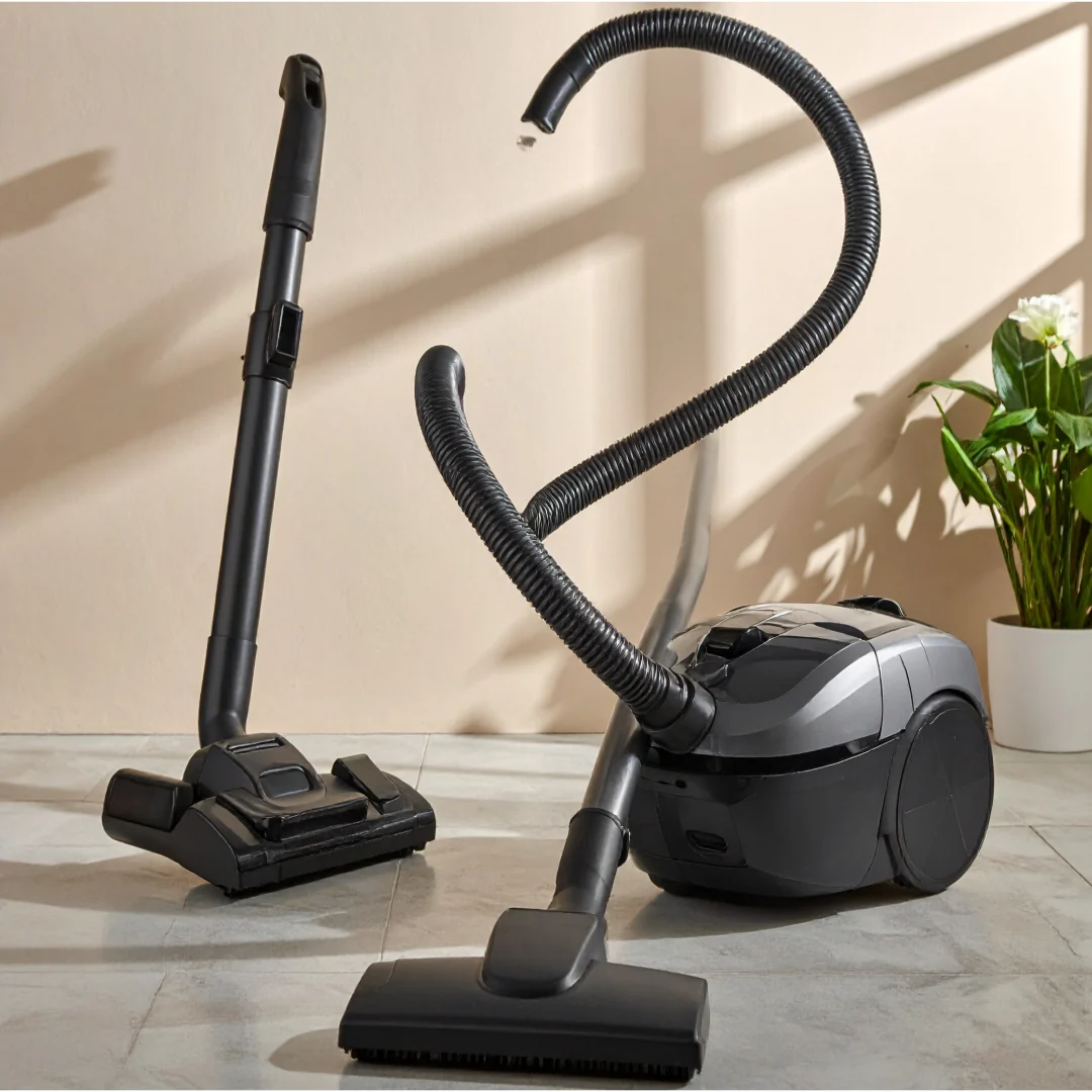 Vacuum cleaner – wet and dry on rent